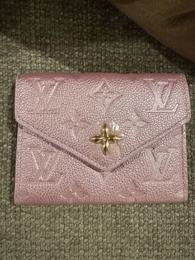 Louis Vuitton Empreinte Monogram Flower Victorine Wallet Pearly Lilac
